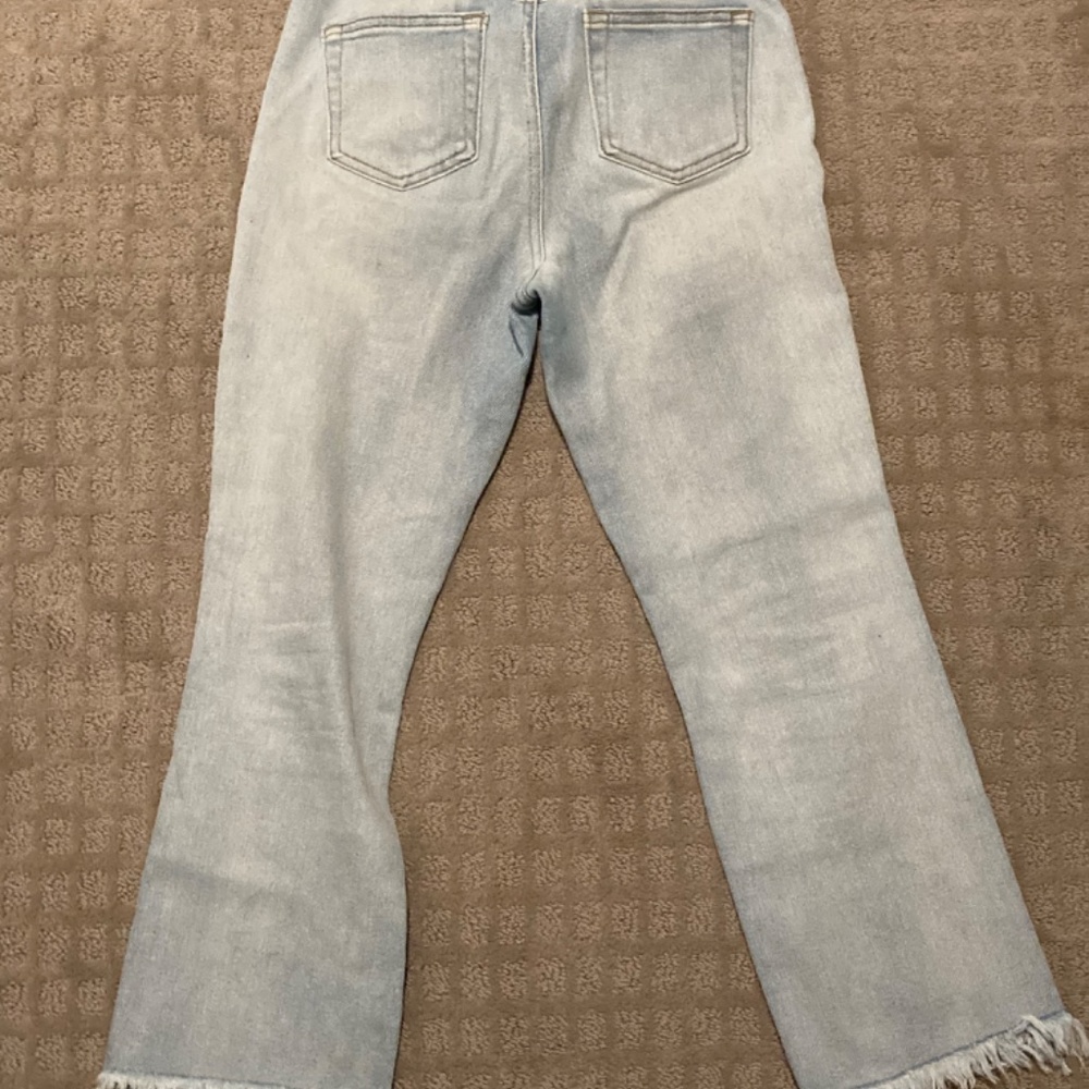 Jean - Picture 2 of 3